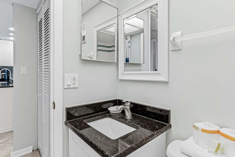 JC Resorts Hamilton House Bathroom 2 Indian Rocks Beach-2(2048 Pixels)29