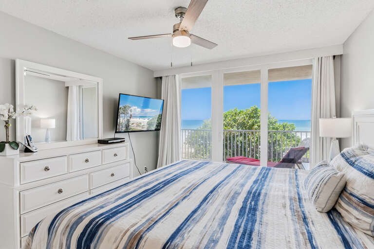 JC Resorts Hamilton House Bedroom 1 Indian Rocks Beach-2(2048 Pixels)22