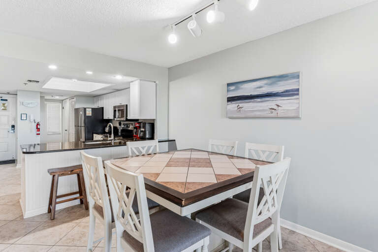 JC Resorts Hamilton House Dining Room Indian Rocks Beach-1(2048 Pixels)13