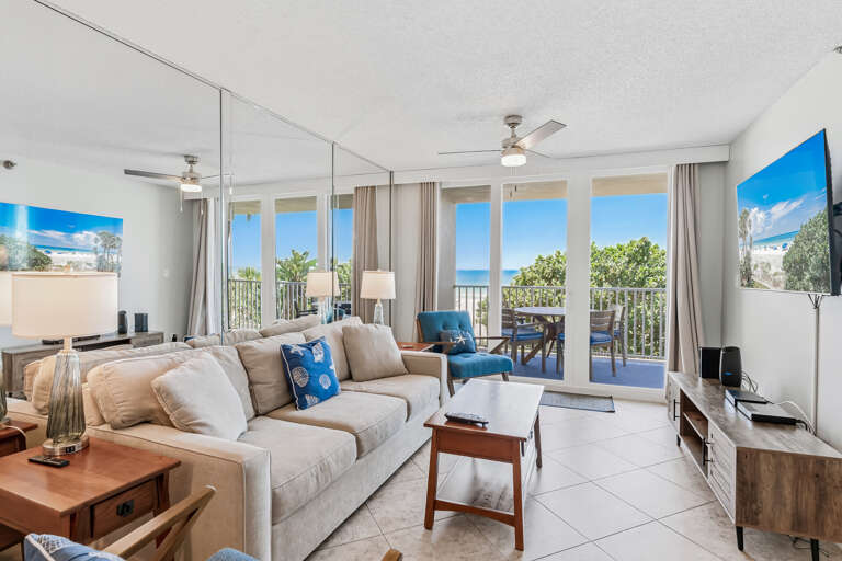 JC Resorts Hamilton House Living Room Indian Rocks Beach-1(2048 Pixels)10