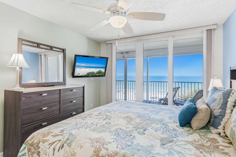 JC Resorts Hamilton House 302 Bedroom 1 Indian Rocks Beach-2(2048 Pixels)22