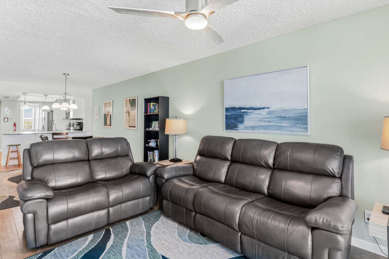JC Resorts Hamilton House 302 Living Room Indian Rocks Beach-4(2048 Pixels)10