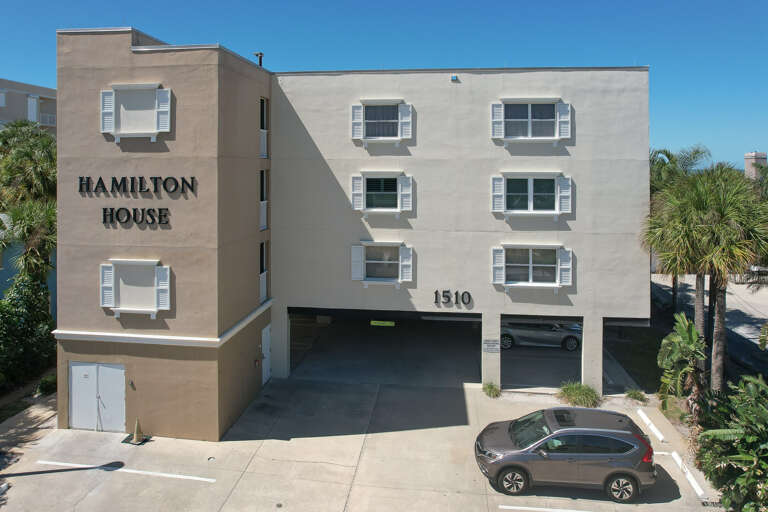 Hamilton House at 1510 offers modern comfort with convenient parking and tropical surroundings in a prime location.