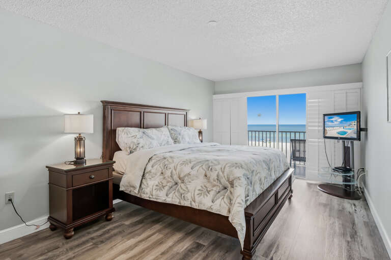 JC Resorts Sand Dollar 203 Bedroom 1 Indian Shores-1(2048 Pixels)25