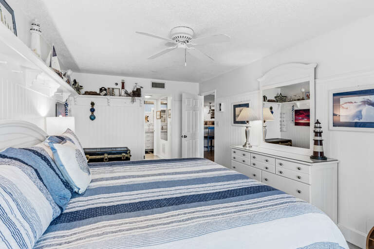 JC Resorts Sand Dollar 210 Bedroom 1 Indian Shores-4(2048 Pixels)22