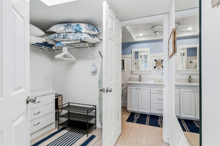 JC Resorts Sand Dollar 210 Bedroom 1 Indian Shores-5(2048 Pixels)21
