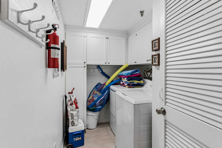 JC Resorts Sand Dollar 210 Laundry Indian Shores-1(2048 Pixels)39