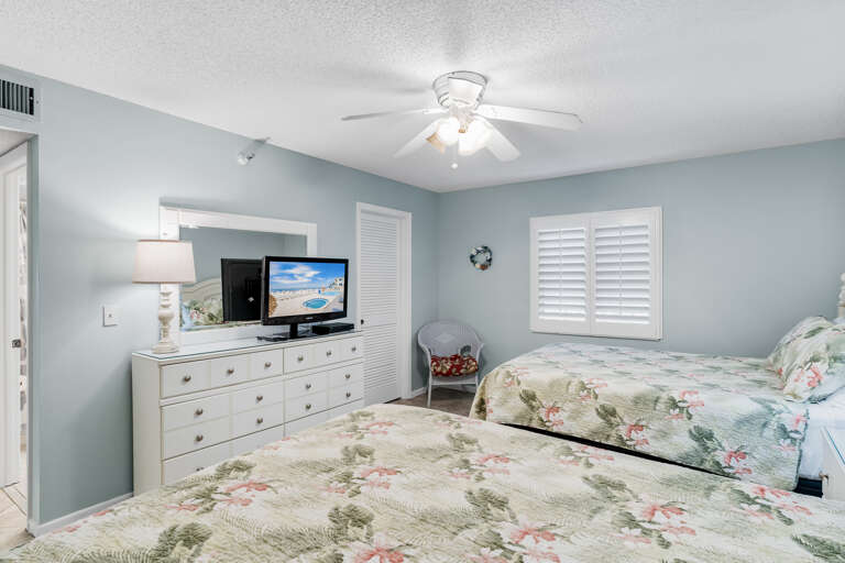 JC Resorts Sand Dollar 309 Bedroom 1 Indian Shores-2(2048 Pixels)24