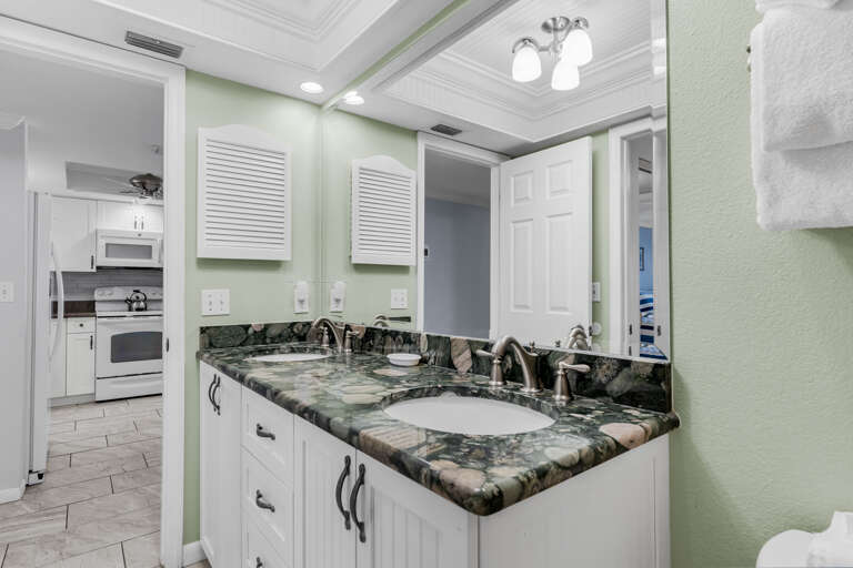 JC Resorts Sand Dollar 407 Bathroom 2 Indian Shores-2(2048 Pixels)38