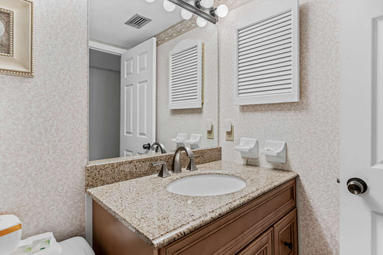 JC Resorts Sand Dollar 409 Bathroom 2 Indian Shores-2(2048 Pixels)32