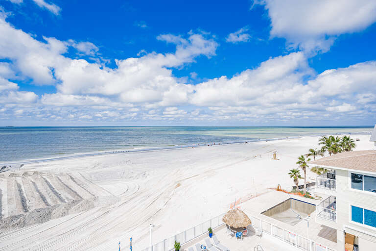 JC Resorts Sand Dollar 409 Balcony Indian Shores-3(2048 Pixels)3