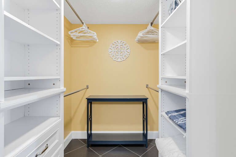 JC Resorts Beach Palms 409 Bathroom 1 Indian Shores-2(2048 Pixels)27