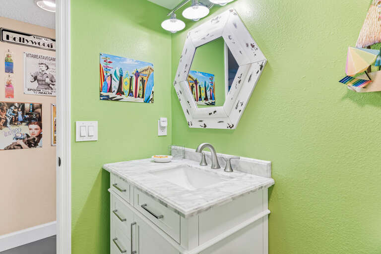 JC Resorts Beach Palms 409 Bathroom 2 Indian Shores-2(2048 Pixels)32
