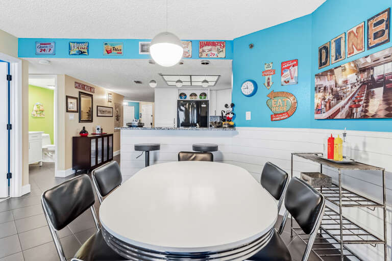 JC Resorts Beach Palms 409 Dining Room Indian Shores-2(2048 Pixels)40