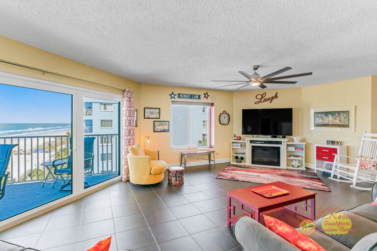 Beach Palms 409 living room