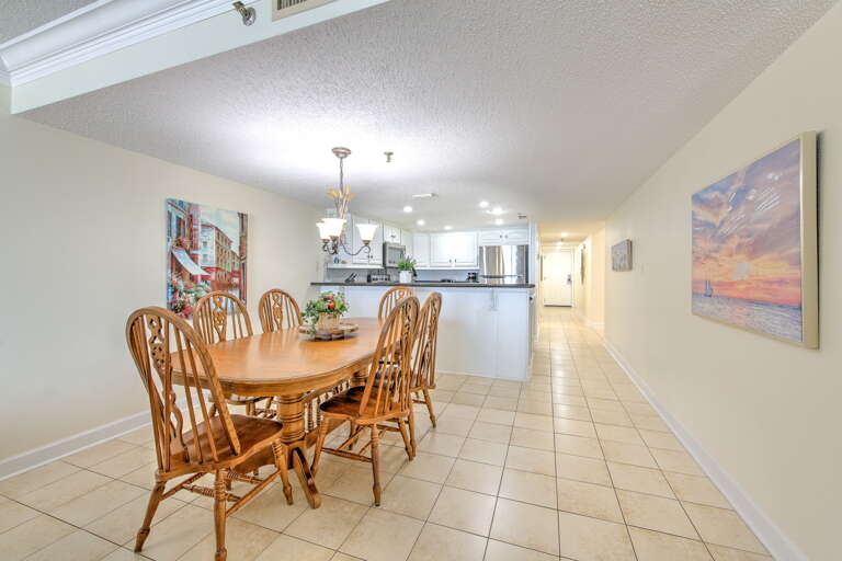 JC Resorts Redington Shores Sea Oats 106 Dining room 2