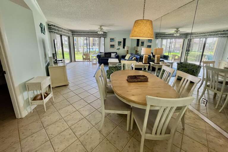 Dining area Dining area