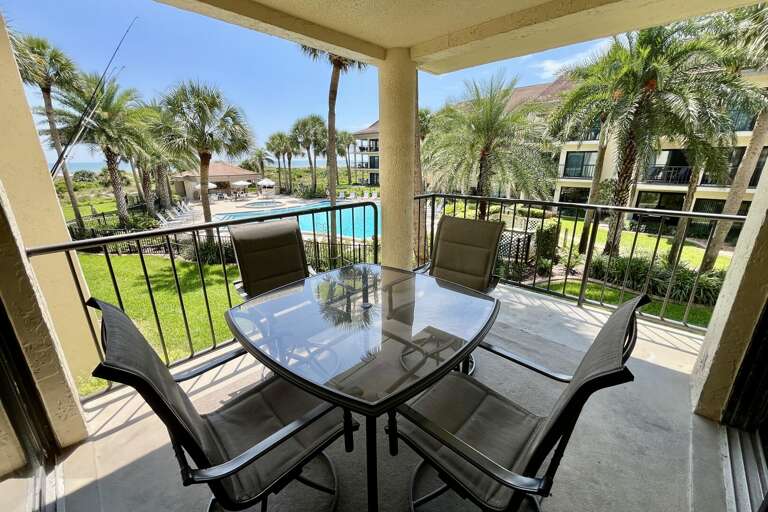 ocean side view/poolside balcony