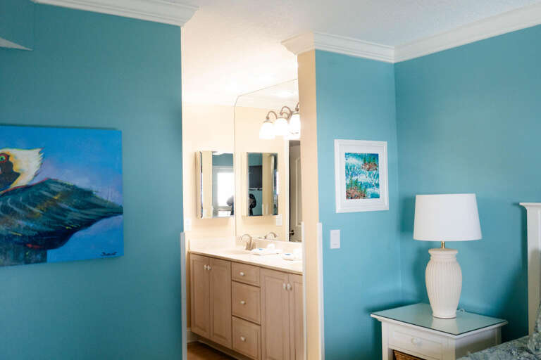 Bathroom 1 (en suite)