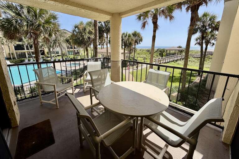 ocean side view/poolside balcony