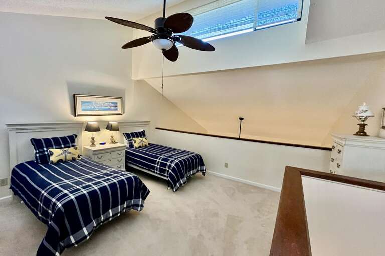 Bedroom 3 (open loft)