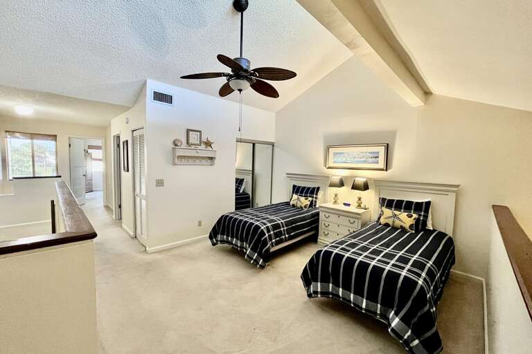 Bedroom 3 (open loft)