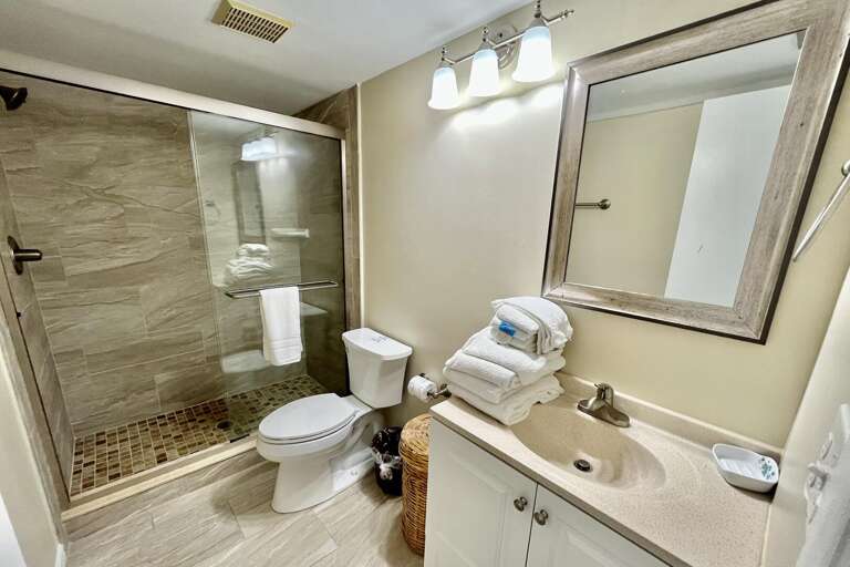 Bathroom 2 (upstairs)