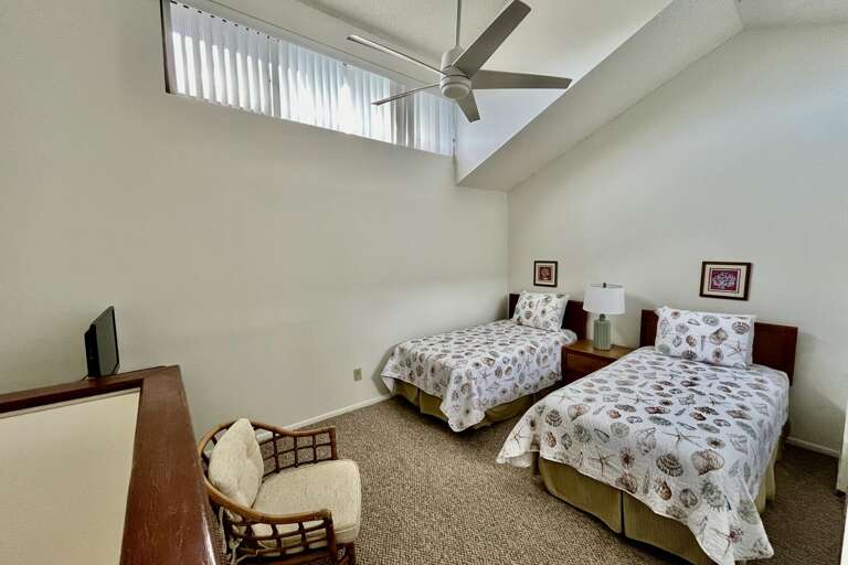 Bedroom 2 (enclosed loft)