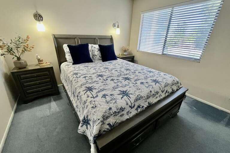 Bedroom 2 (upstairs)