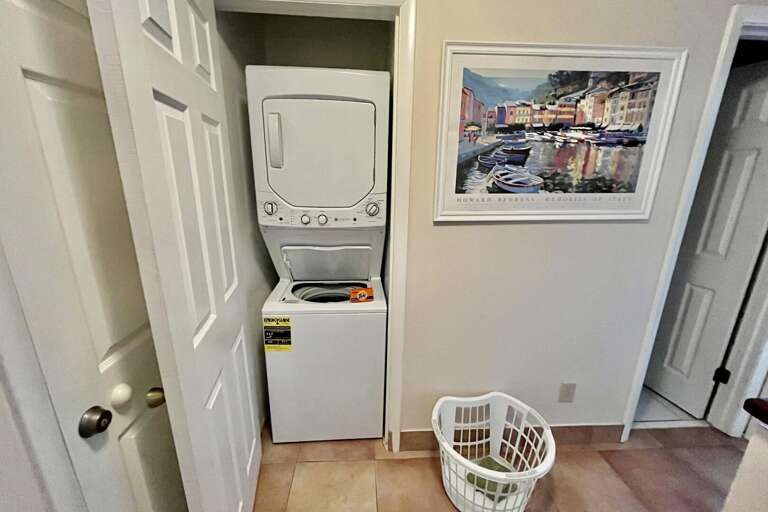 In-unit laundry