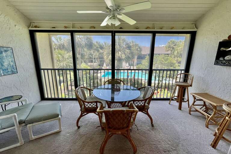 enclosed lanai (open to living area)