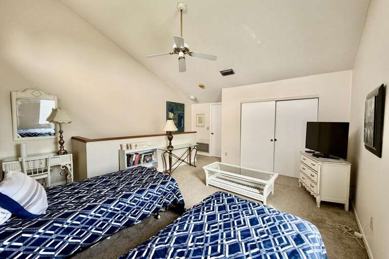 Bedroom 2 (upstairs)