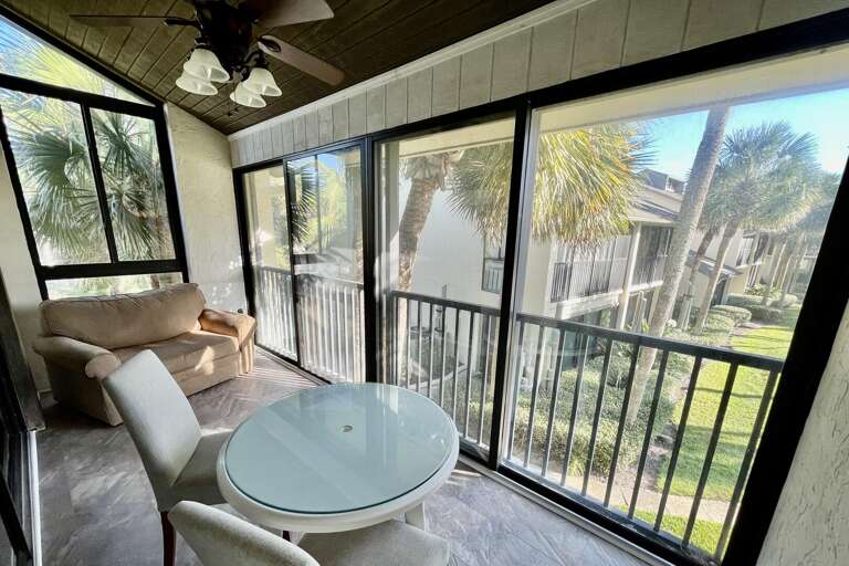 Enclosed lanai
