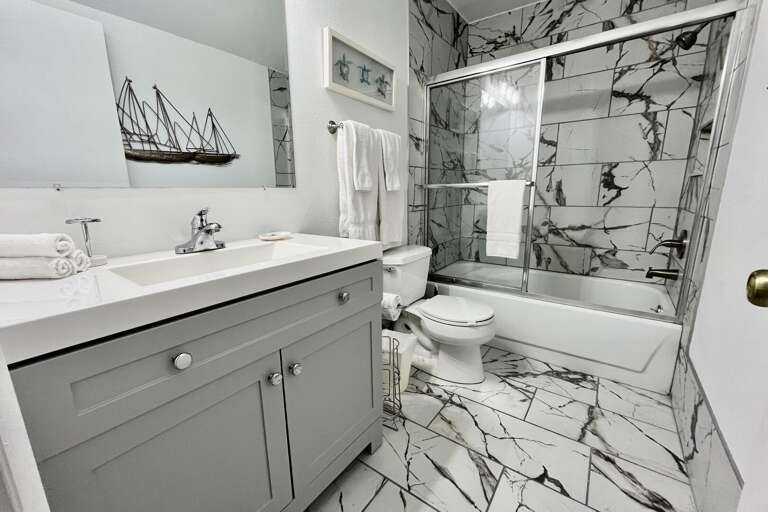 Bathroom 2 (upstairs)