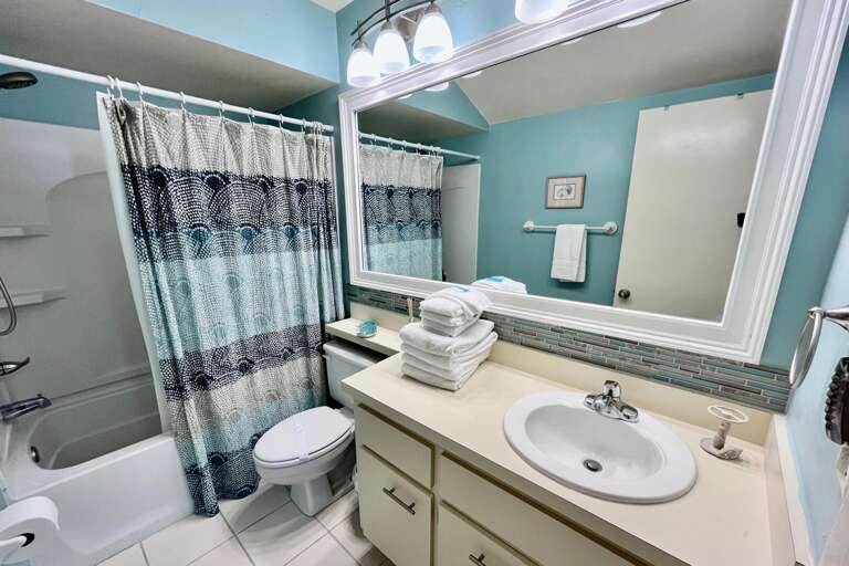 Bathroom 2 (upstairs)