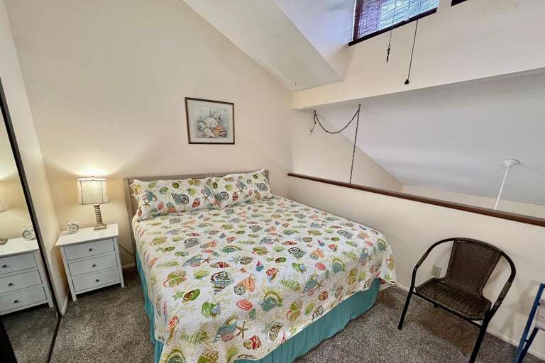 Bedroom 2 (open loft)