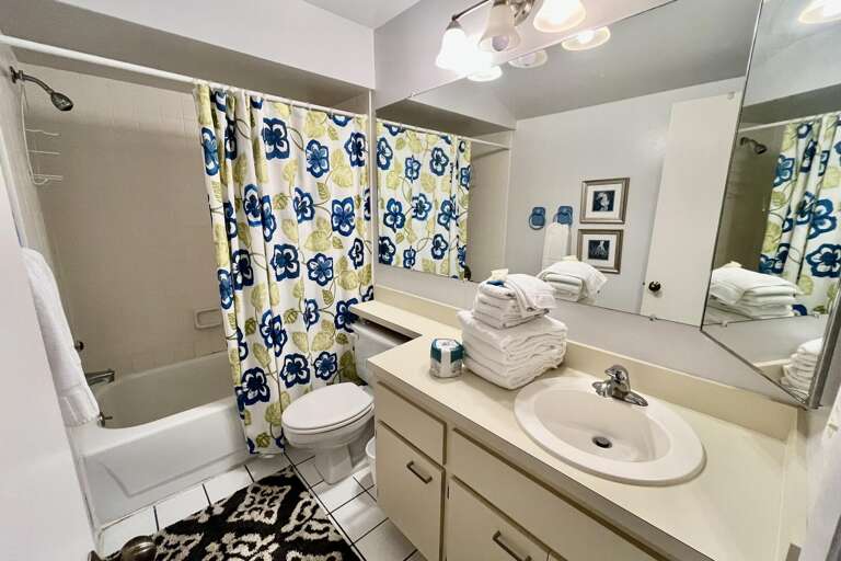 Bathroom 2 (upstairs)