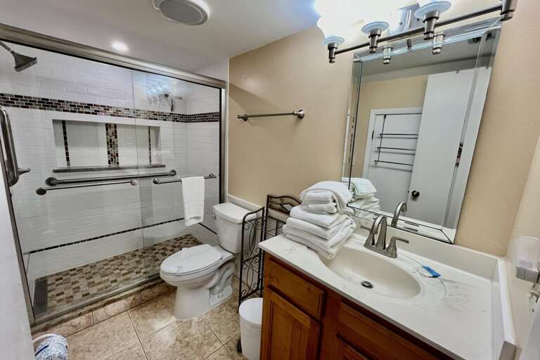 Bathroom 2 (upstairs)