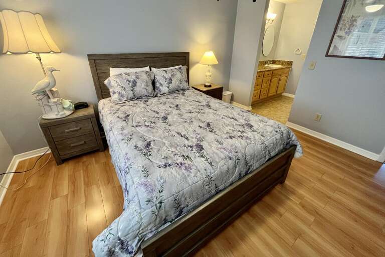 Bedroom 2 (2nd floor)