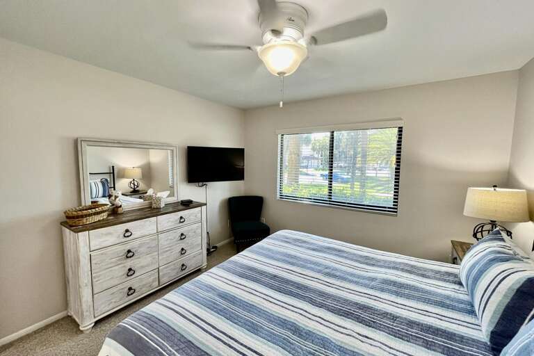 Bedroom 1 (1st floor)