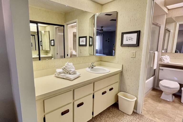 Bathroom 2 (upstairs)