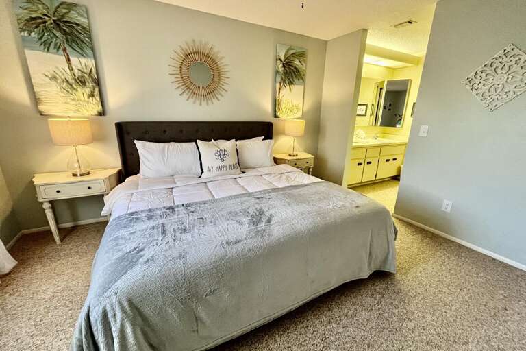 Bedroom 2 (upstairs)