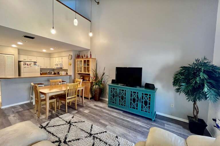 Living / Dining area Living / Dining area