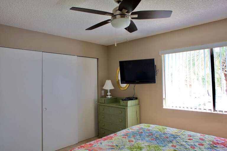 Bedroom 2 (upstairs)