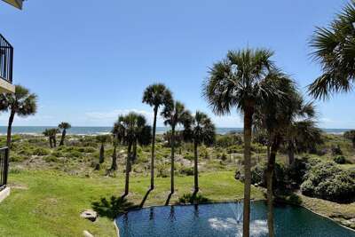 Ocean side view/lagoon view from balcony