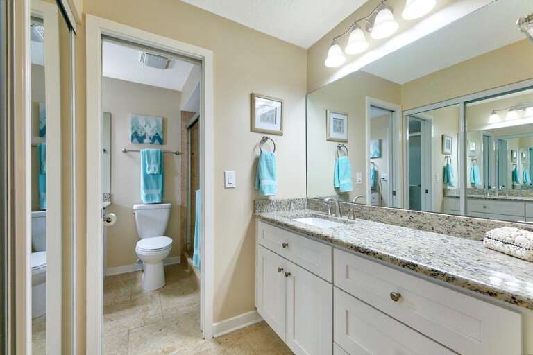 en suite bathroom vanity 