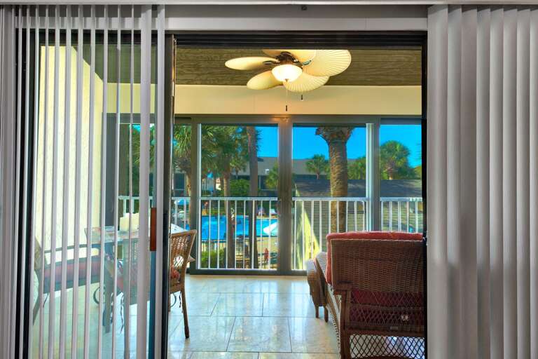 Enclosed lanai Enclosed lanai