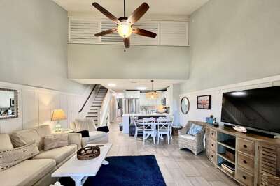 15 Village Del Lago Circle