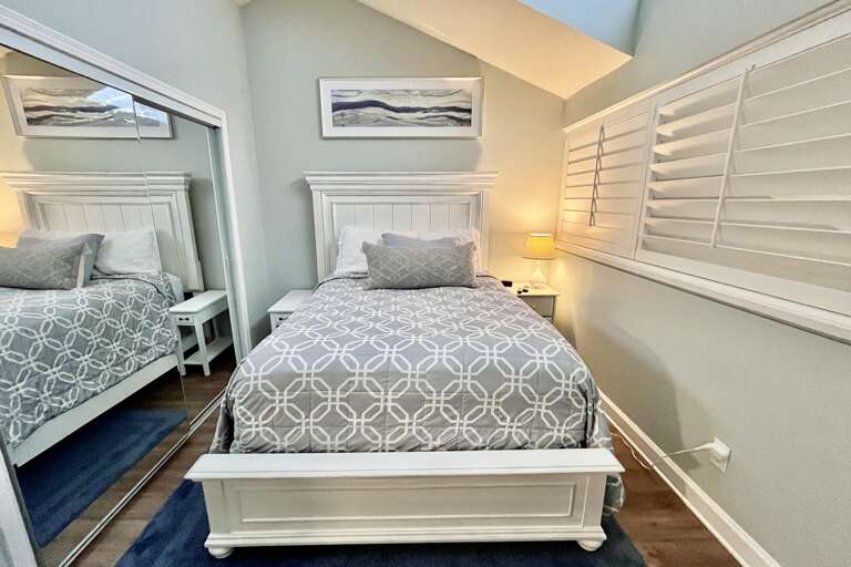 Bedroom 2 (upstairs)