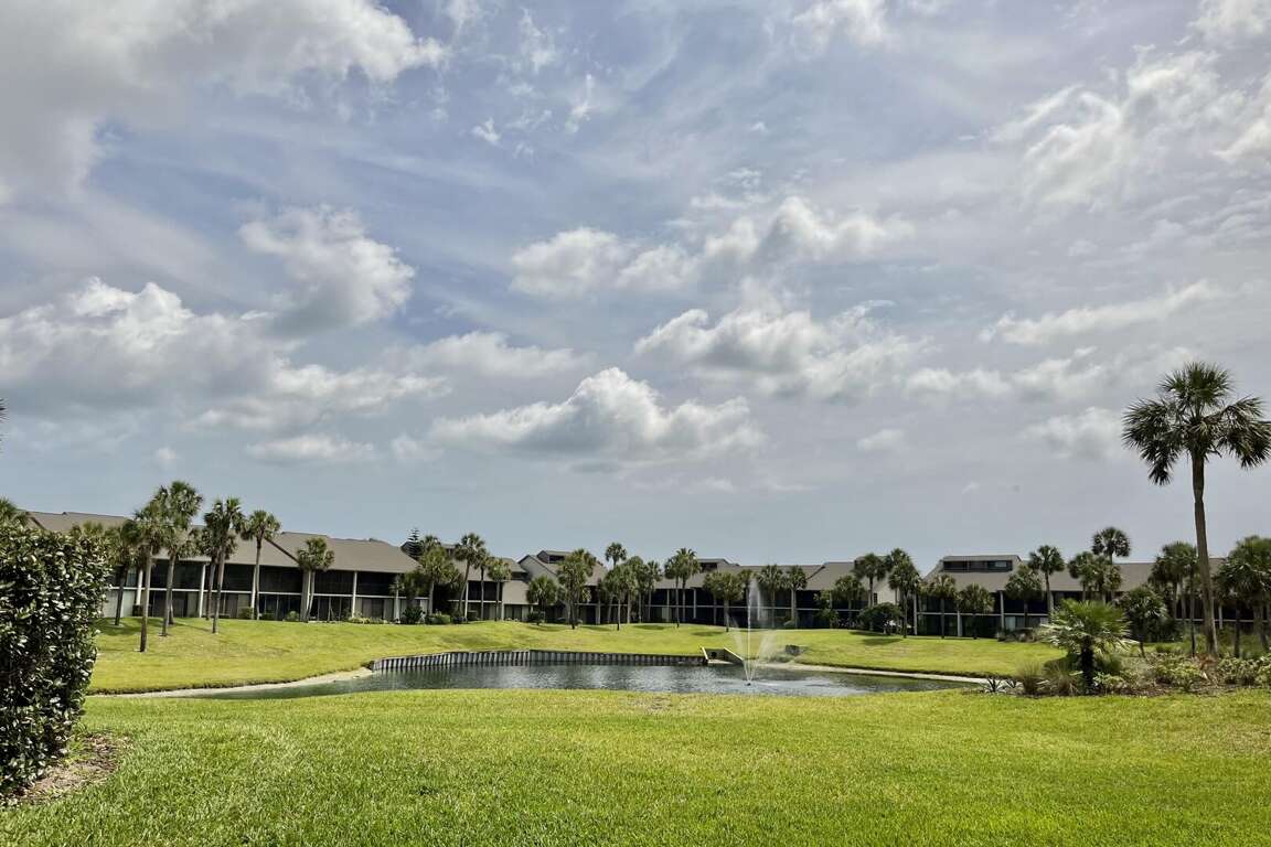 11 Village Del Lago Circle G 2 Bedroom Vacation Rental in St